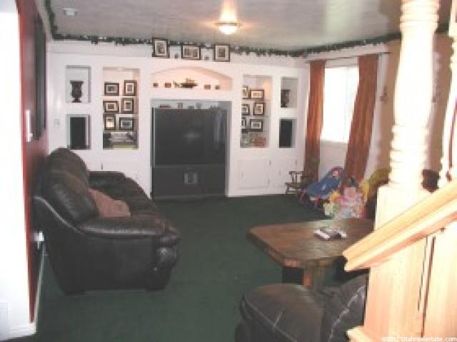 1481 N 2225 W, Clinton, UT 84015 — photo 5