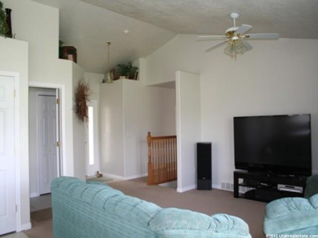2316 N 2350 W, Clinton, UT 84015 — photo 2