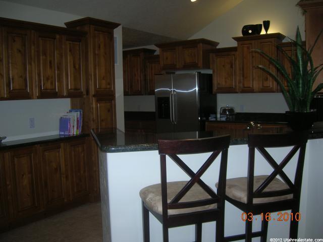 327 E 2230 N #22C, Logan, UT 84341 — photo 2