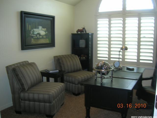 327 E 2230 N #22C, Logan, UT 84341 — photo 7
