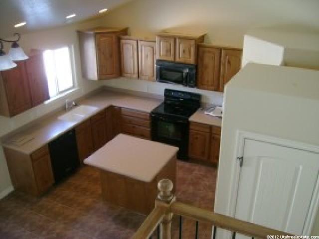 924 S 2050 W, Vernal, UT 84078 — photo 3
