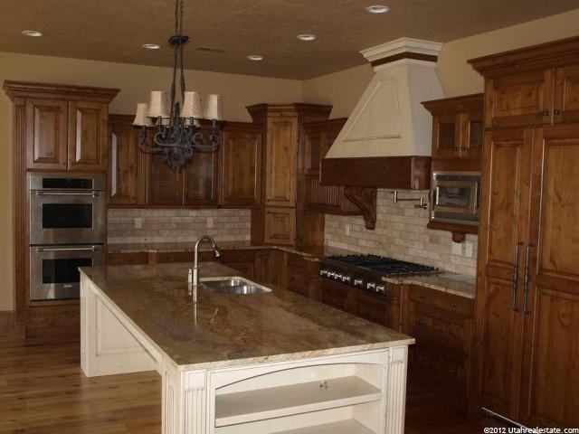 9580 S Glacier Ln, Sandy, UT 84092 — photo 5