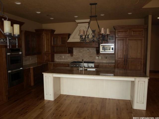 9580 S Glacier Ln, Sandy, UT 84092 — photo 6