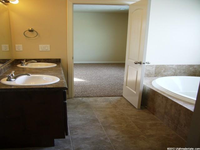 13568 S Fireback Dr, Riverton, UT 84065 — photo 10