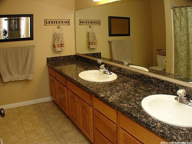 3529 N 2225 E, Layton, UT 84040 — photo 5