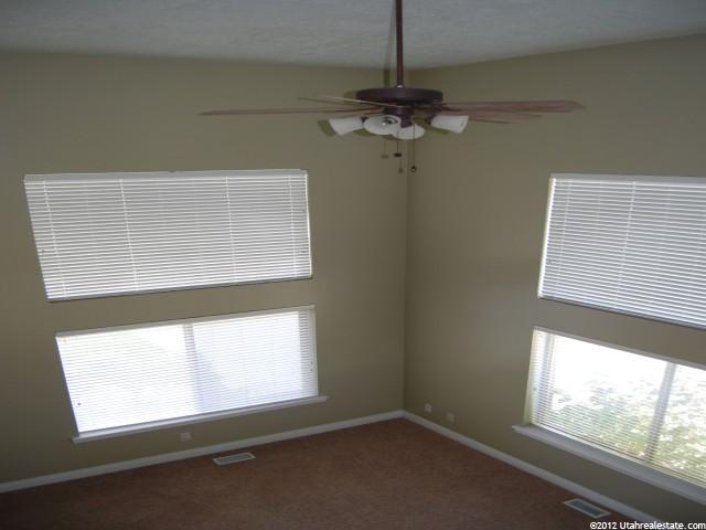 674 Orchard Dr, Bountiful, UT 84010 — photo 4