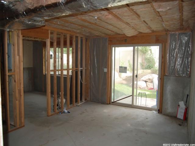 674 Orchard Dr, Bountiful, UT 84010 — photo 10