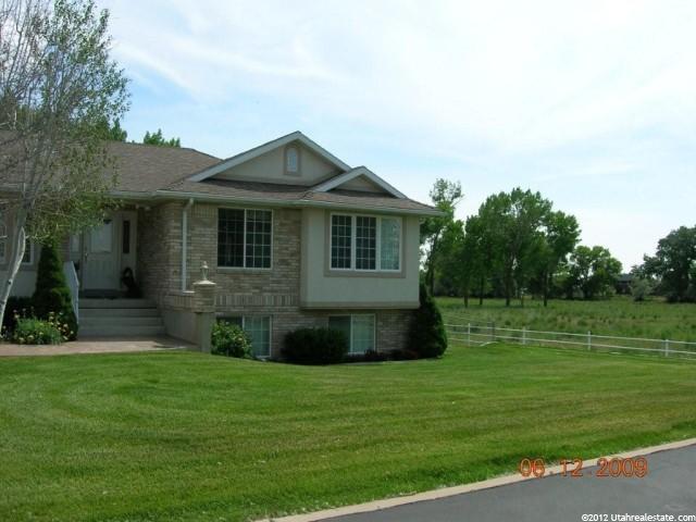 2105 W 250 N, Marriott Slaterville, UT 84404 — photo 2