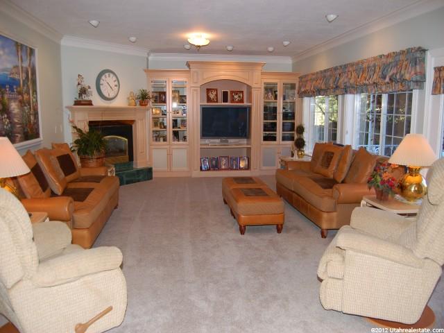 2855 Pinewood Ln, Layton, UT 84040 — photo 5