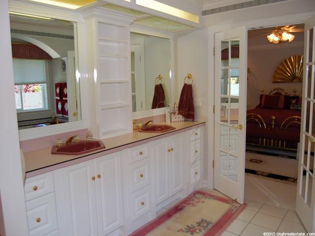 2855 Pinewood Ln, Layton, UT 84040 — photo 10