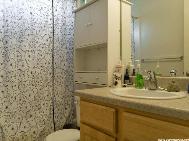 320 N 200 W #4, Bountiful, UT 84010 — photo 8