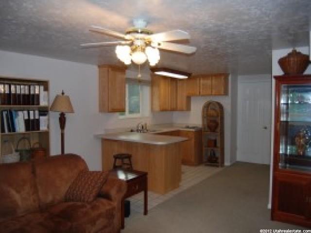 191 W Chase Ln, Centerville, UT 84014 — photo 10