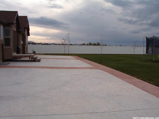 2587 N 2710 W, Clinton, UT 84015 — photo 10