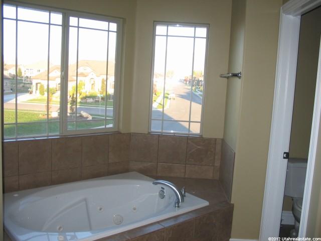 933 W 2400 S, Syracuse, UT 84075 — photo 5