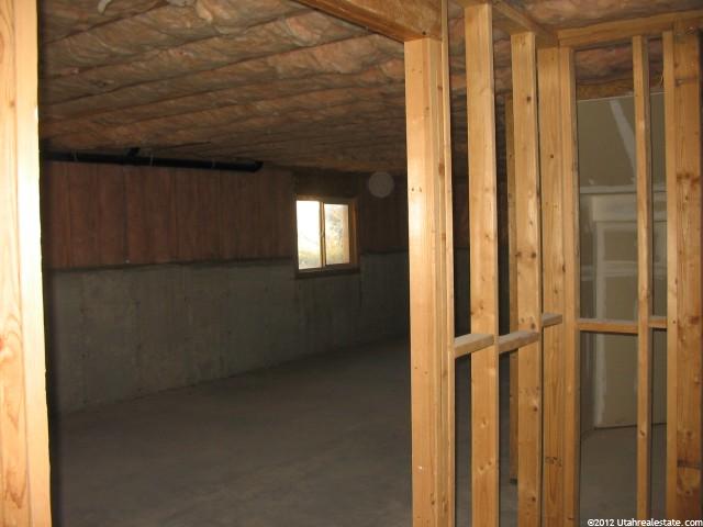 933 W 2400 S, Syracuse, UT 84075 — photo 7
