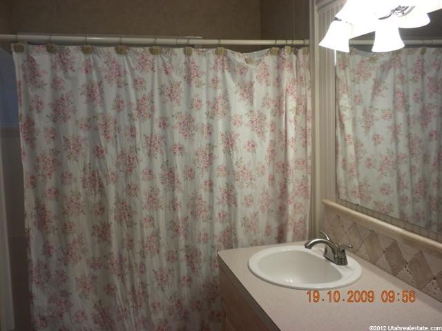 706 E 2600 N, North Ogden, UT 84414 — photo 9