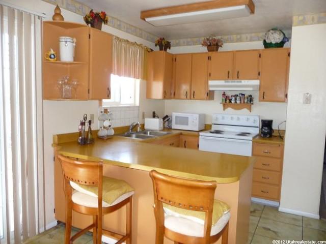 3217 S Patrick Dr W, Magna, UT 84044 — photo 3
