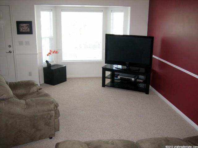 332 W 280 N, Providence, UT 84332 — photo 2