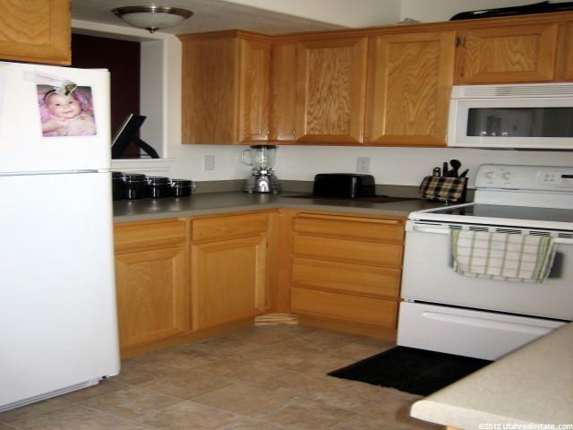 332 W 280 N, Providence, UT 84332 — photo 3