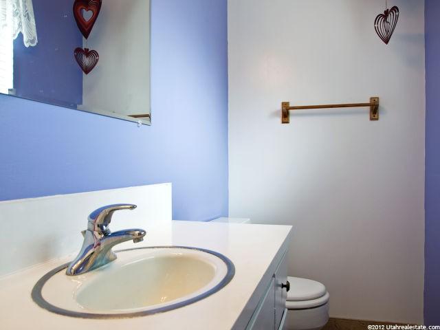 553 W 1880 S, Woods Cross, UT 84087 — photo 9