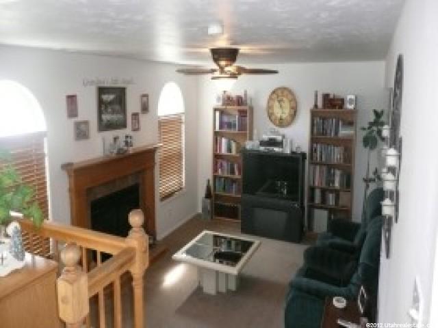 6091 Marvelle Ct, Kearns, UT 84118 — photo 3