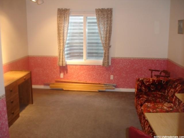 639 S 400 E, Centerville, UT 84014 — photo 7