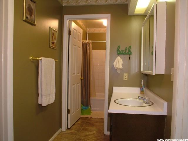 5949 S Sultan Cir, Murray, UT 84107 — photo 8