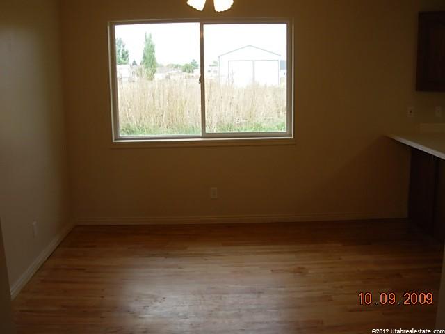 358 W 200 S, Hyrum, UT 84319 — photo 7