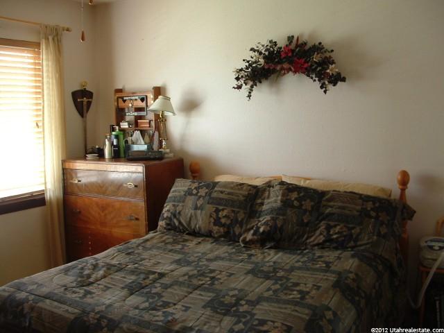 121 S 1350 W, Vernal, UT 84078 — photo 4