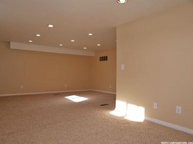 5597 S Hillside Dr, Murray, UT 84107 — photo 10