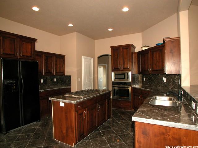 345 W Pine Crest Cir, Wellsville, UT 84339 — photo 6