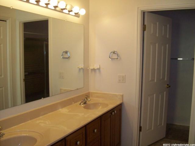 523 W Applewood Dr S, Bountiful, UT 84010 — photo 6