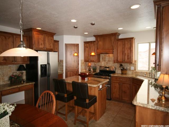 5036 Charenton Cove Cir, Ogden, UT 84403 — photo 6