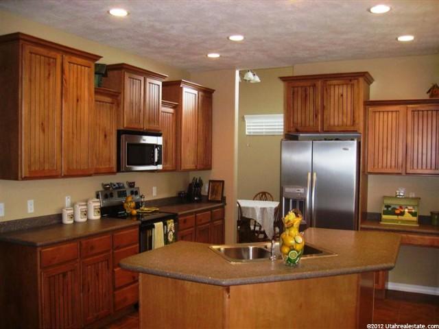 209 Box Elder Dr, Grantsville, UT 84029 — photo 2