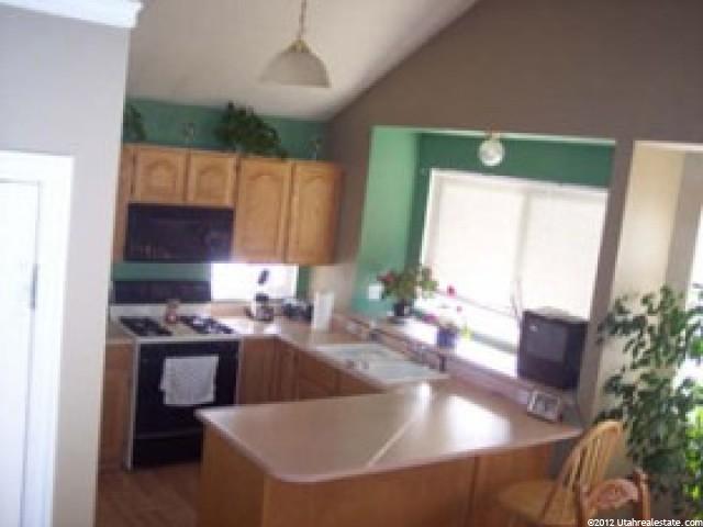 1033 N 125 E, Layton, UT 84041 — photo 7