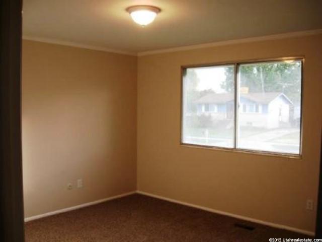 1669 N 2850 W, Clinton, UT 84015 — photo 5