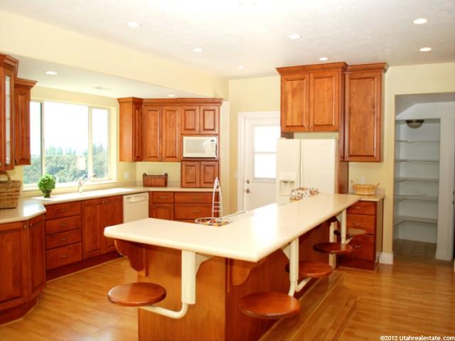 2206 Canyon View Dr, Layton, UT 84040 — photo 3