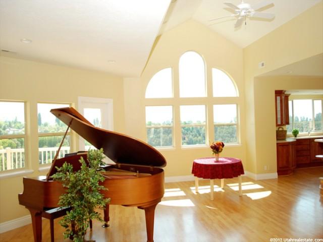 2206 Canyon View Dr, Layton, UT 84040 — photo 4