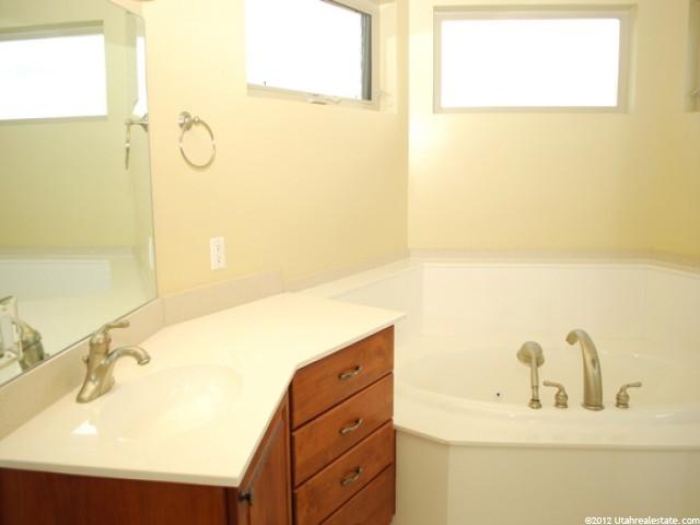 2206 Canyon View Dr, Layton, UT 84040 — photo 6