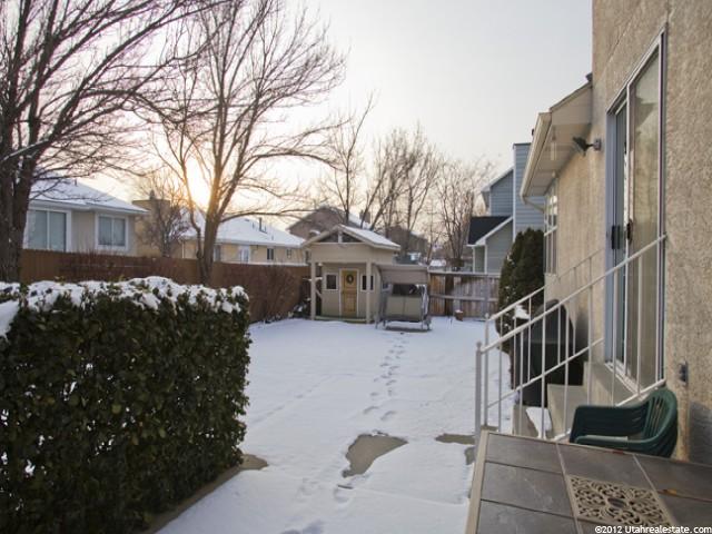 2134 E New Horizon Dr, Sandy, UT 84093 — photo 2