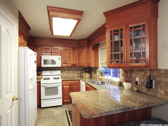 2134 E New Horizon Dr, Sandy, UT 84093 — photo 8