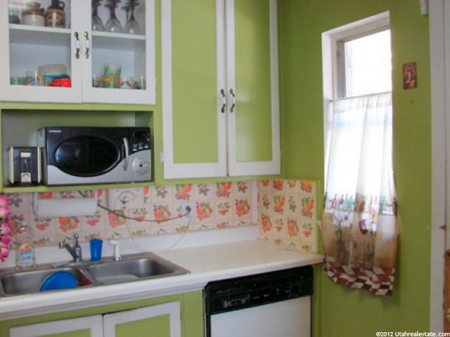163 Ross Dr, Clearfield, UT 84015 — photo 5