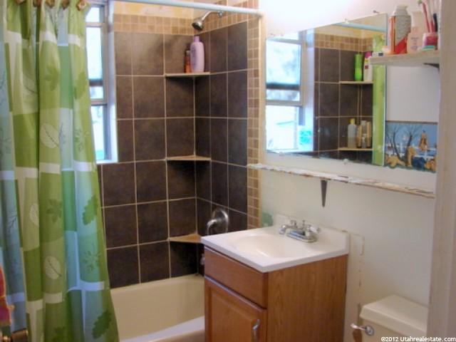 163 Ross Dr, Clearfield, UT 84015 — photo 8
