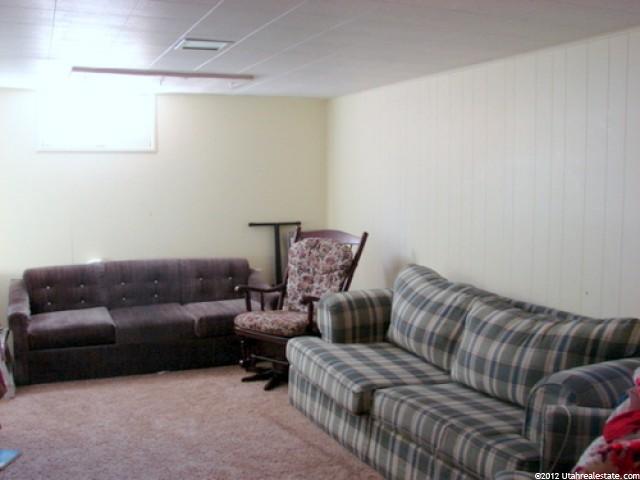 163 Ross Dr, Clearfield, UT 84015 — photo 9