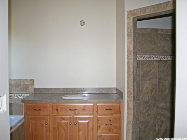 3541 Augusta Dr, Syracuse, UT 84075 — photo 10