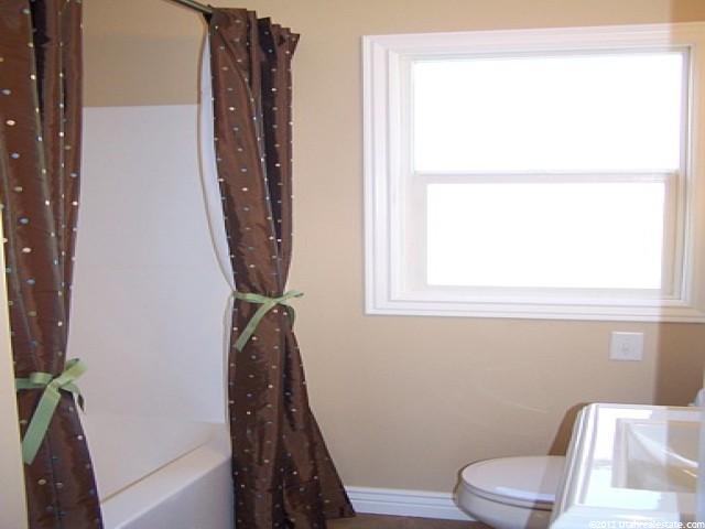 108 N Colonial Ave, Layton, UT 84040 — photo 8