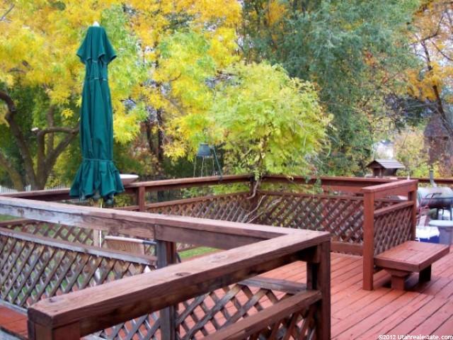 31 S Whitesides St, Layton, UT 84041 — photo 10