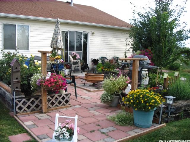 848 E Canfield Dr, Ogden, UT 84404 — photo 4
