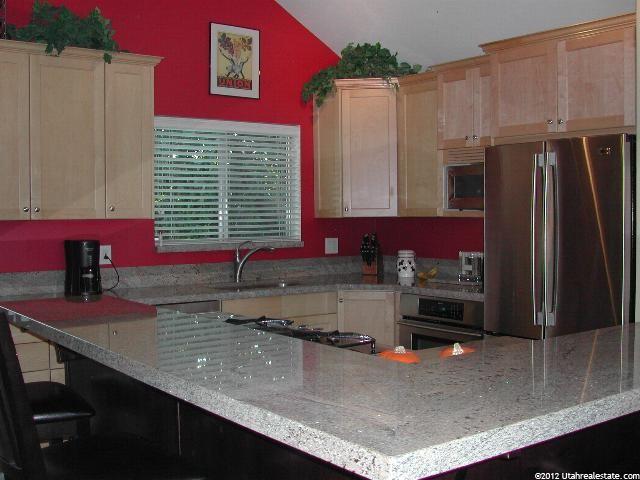 6177 Rodeo Ln, Murray, UT 84121 — photo 3