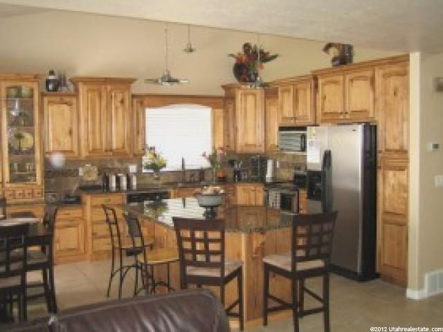 1449 S 375 E, Kaysville, UT 84037 — photo 2